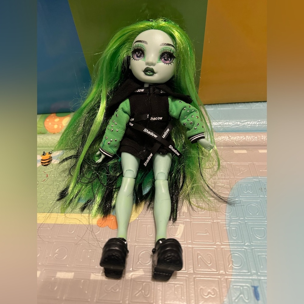 Shadow High Doll – Green Hair